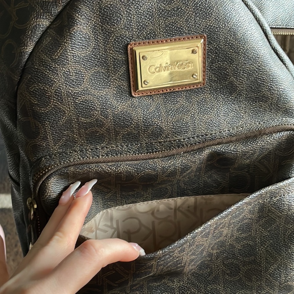 Calvin Klein backpack - Picture 3 of 6